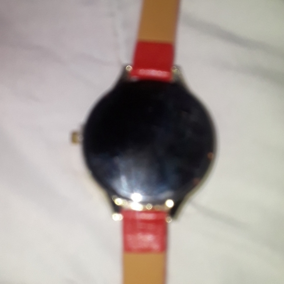 New red & gold heart watch/ BUNDLE ONLY 2or more items - Picture 4 of 5